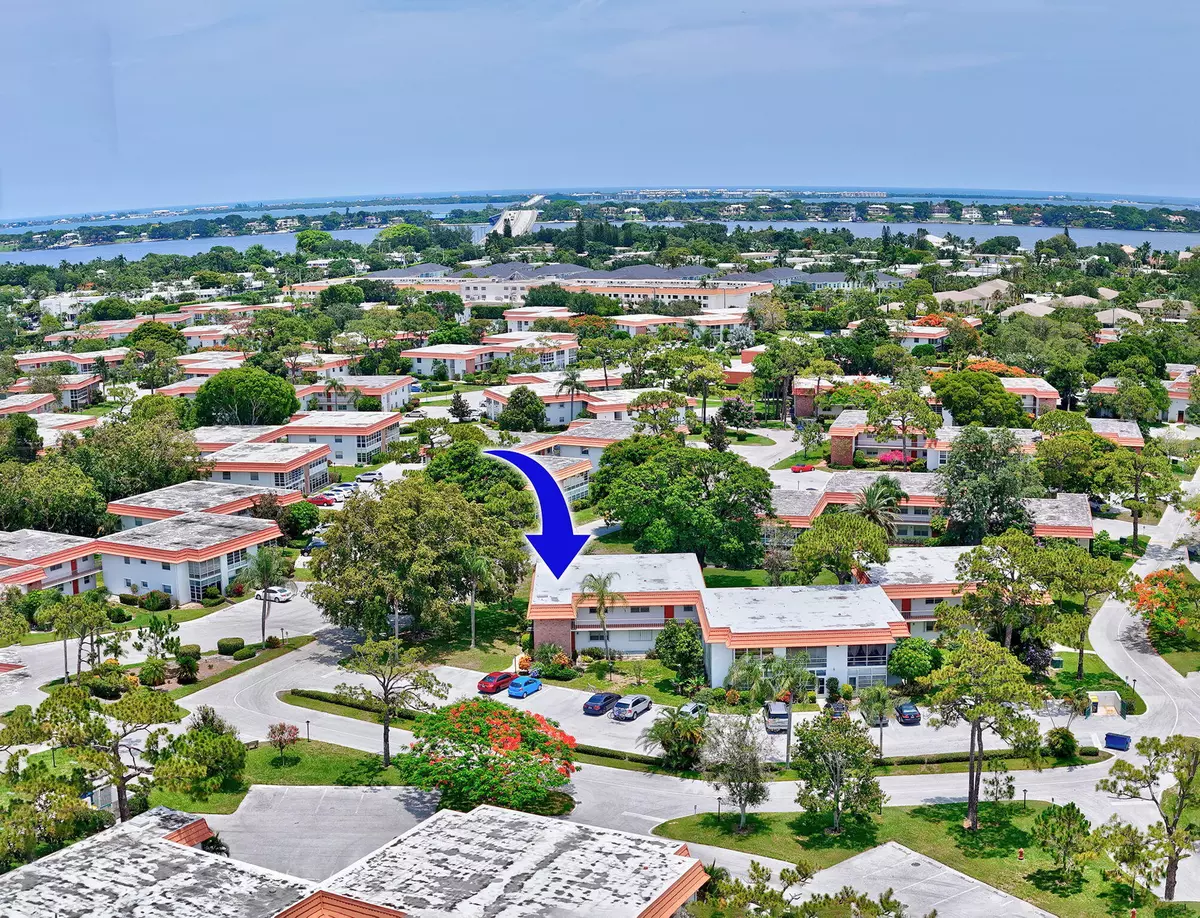 Stuart, FL 34996,2600 SE Ocean BLVD S15