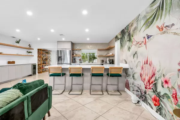 Deerfield Beach, FL 33441,29 SE 8th AVE