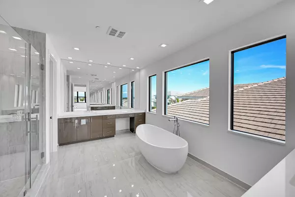 Palm Beach Gardens, FL 33412,9979 Migration Point