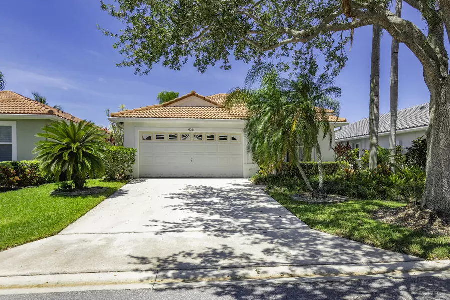 6251 Grand Cypress CIR, Lake Worth, FL 33463