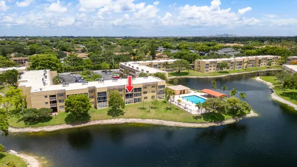 Tamarac, FL 33319,5961 NW 61st AVE 203