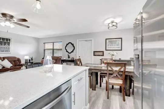 Delray Beach, FL 33446,313 Saxony G