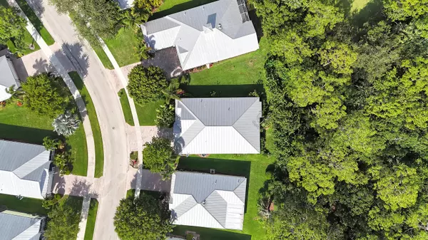 Port Saint Lucie, FL 34983,616 NE Canoe Park CIR