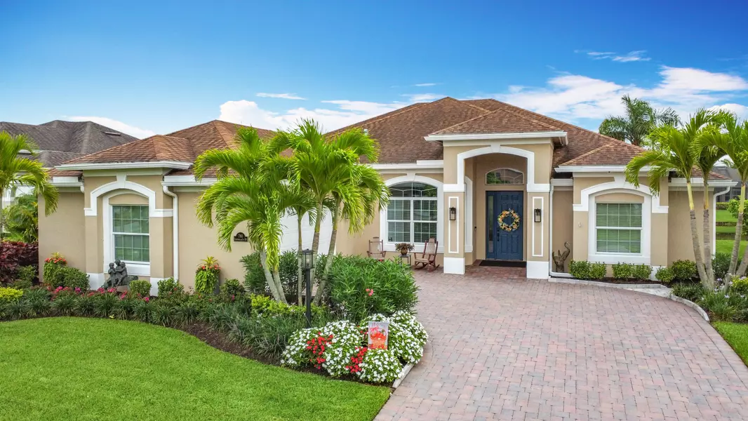 780 SW SW Fortunella CIR, Vero Beach, FL 32968