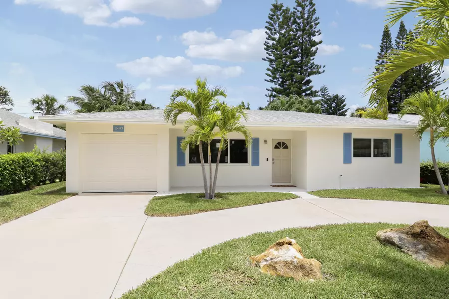 1893 Circle DR, North Palm Beach, FL 33408