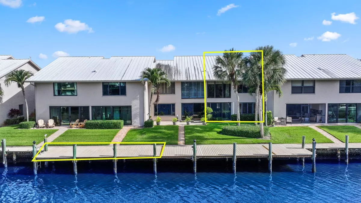 Stuart, FL 34997,4185 SE St Lucie BLVD 8