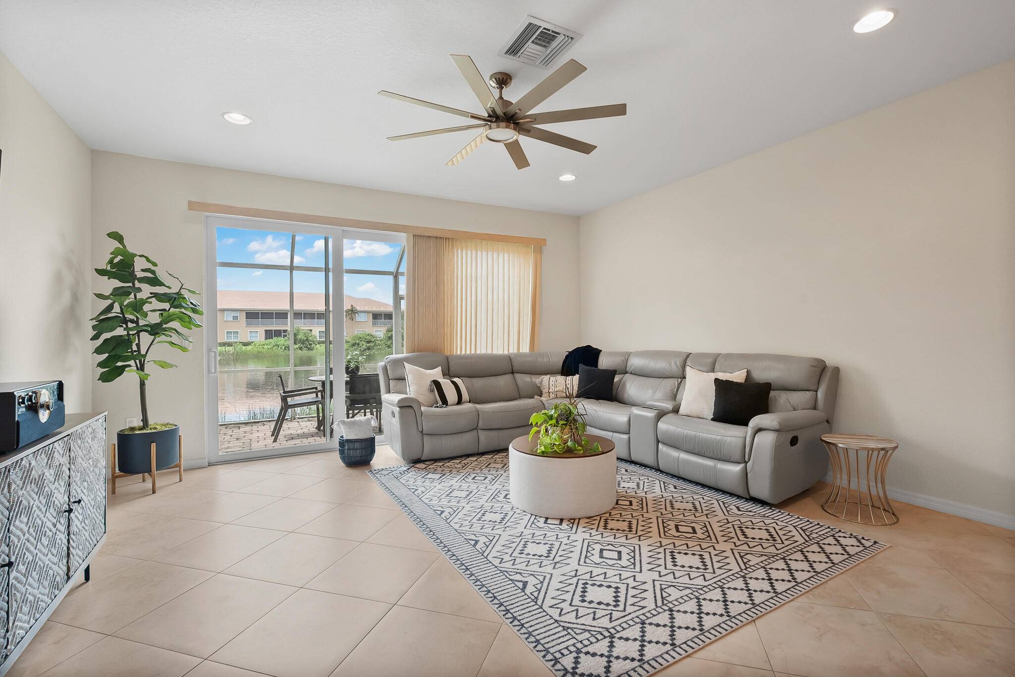 Stuart, FL 34997,524 SW Glen Crest WAY