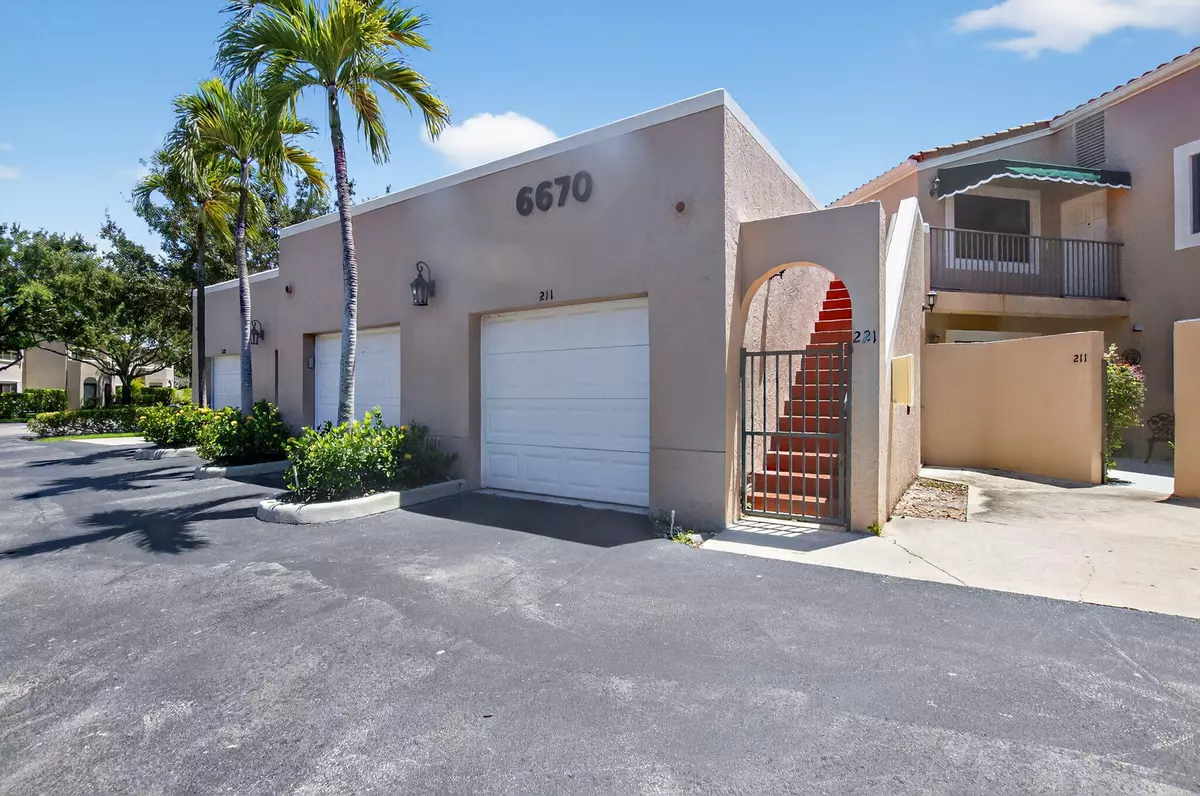 Boca Raton, FL 33433,6670 Villa Sonrisa DR 221