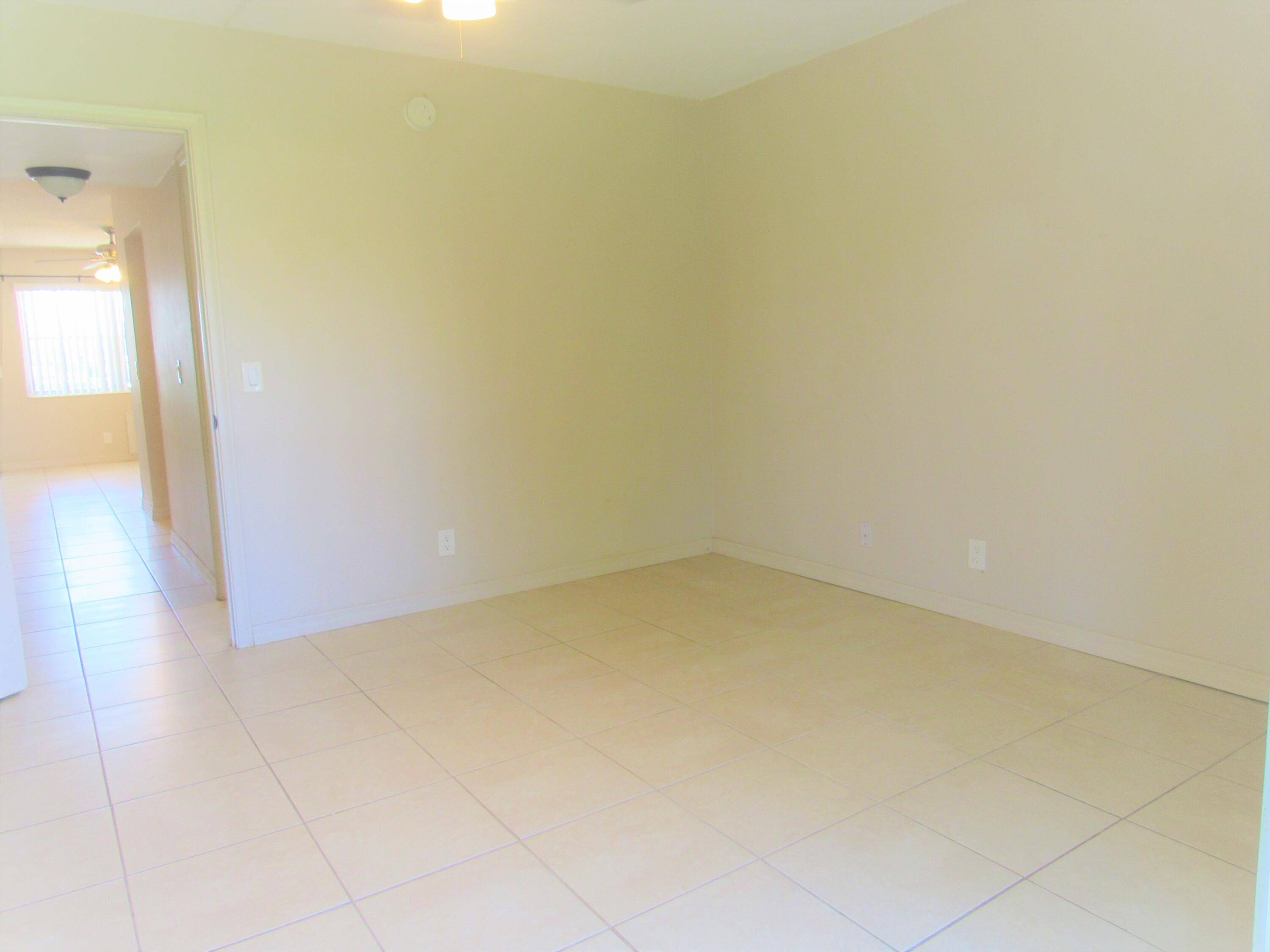 West Palm Beach, FL 33417,214 Berkshire K