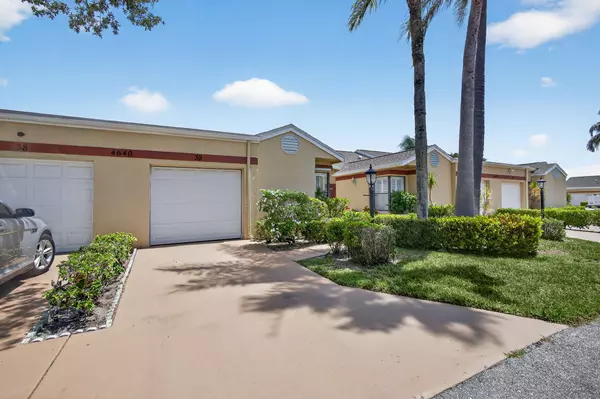 West Palm Beach, FL 33417,4640 Homestead WAY 39