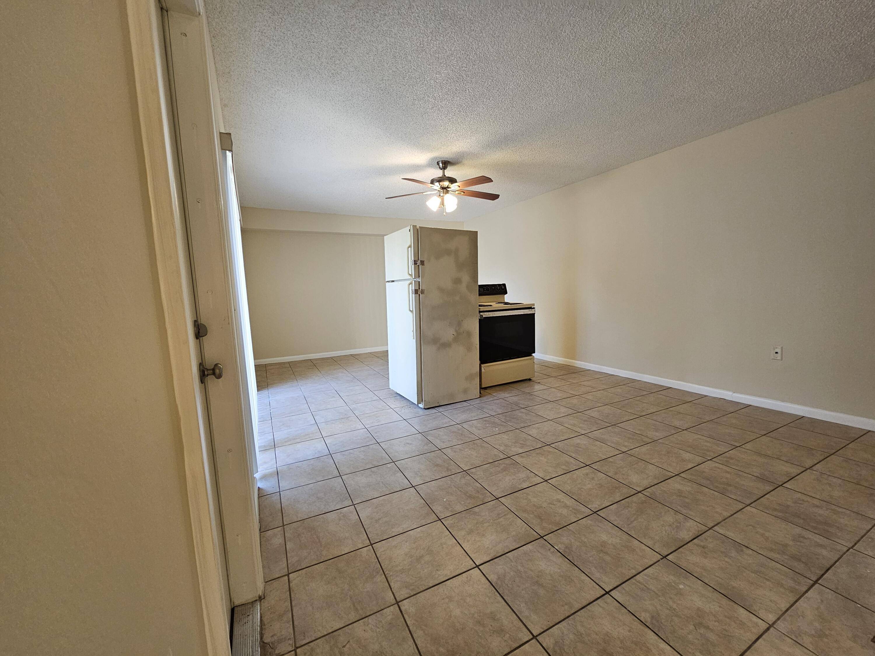 West Palm Beach, FL 33409,5152 51st WAY