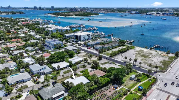 Riviera Beach, FL 33404,1130 Island RD