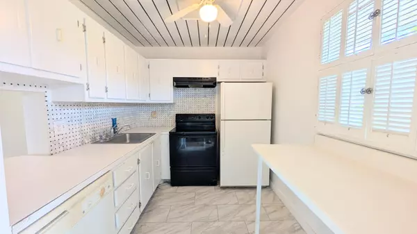 Boynton Beach, FL 33435,330 NE 26th AVE 1050