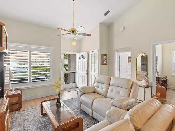 Port Saint Lucie, FL 34986,326 NW Tuscany CT