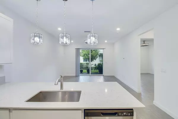 Delray Beach, FL 33446,14556 Wiley Range RD