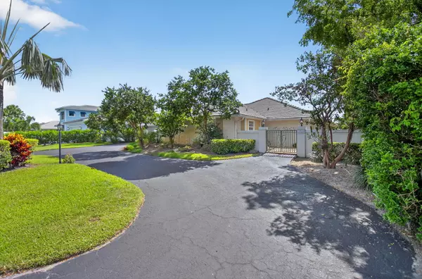 Boynton Beach, FL 33436,11814 N Lake DR