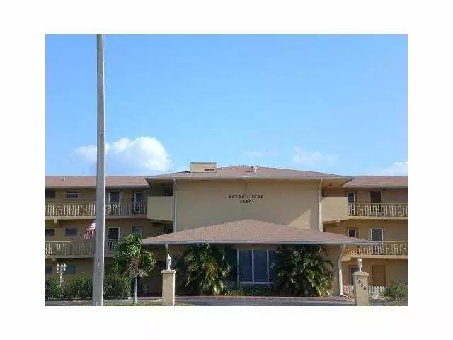 1050 E Sample RD 110, Pompano Beach, FL 33064