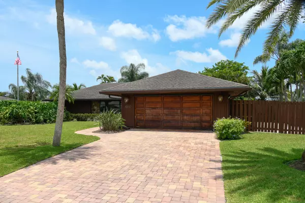 Palm Beach Gardens, FL 33410,4160 Cedar AVE
