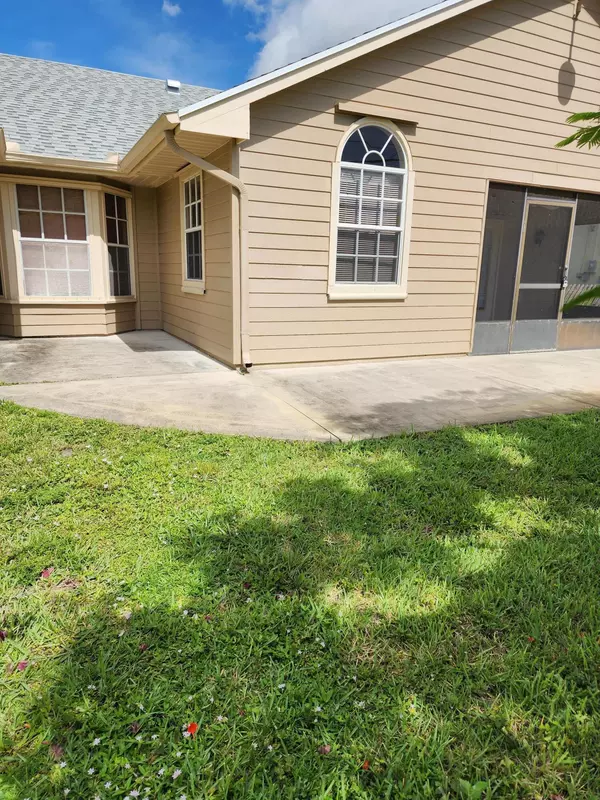 Port Saint Lucie, FL 34953,3625 SW Masilunas ST