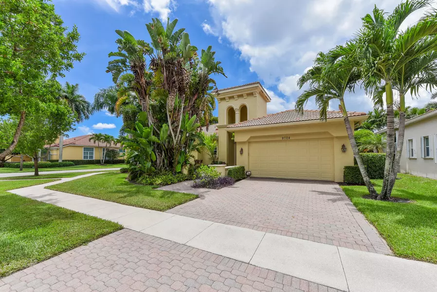 9724 Via Grandezza, Wellington, FL 33411