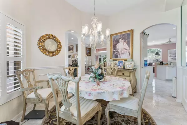 Tequesta, FL 33469,554 N Cypress DR