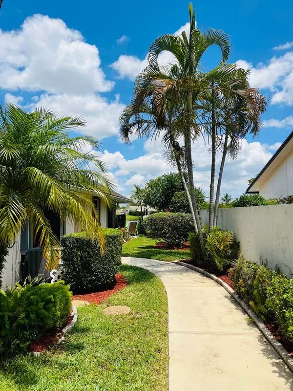 Delray Beach, FL 33445,2749 SW 5th ST