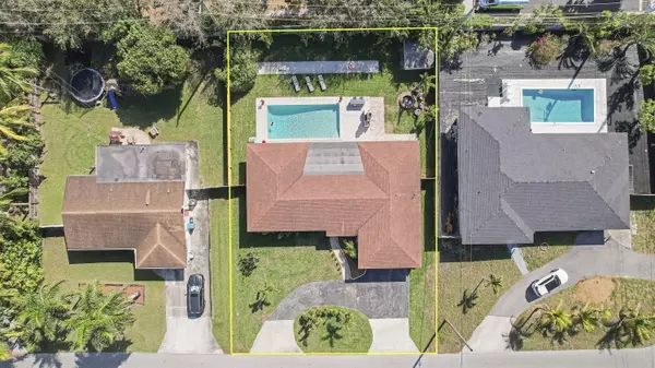 Boynton Beach, FL 33435,334 SW 14 Th AVE