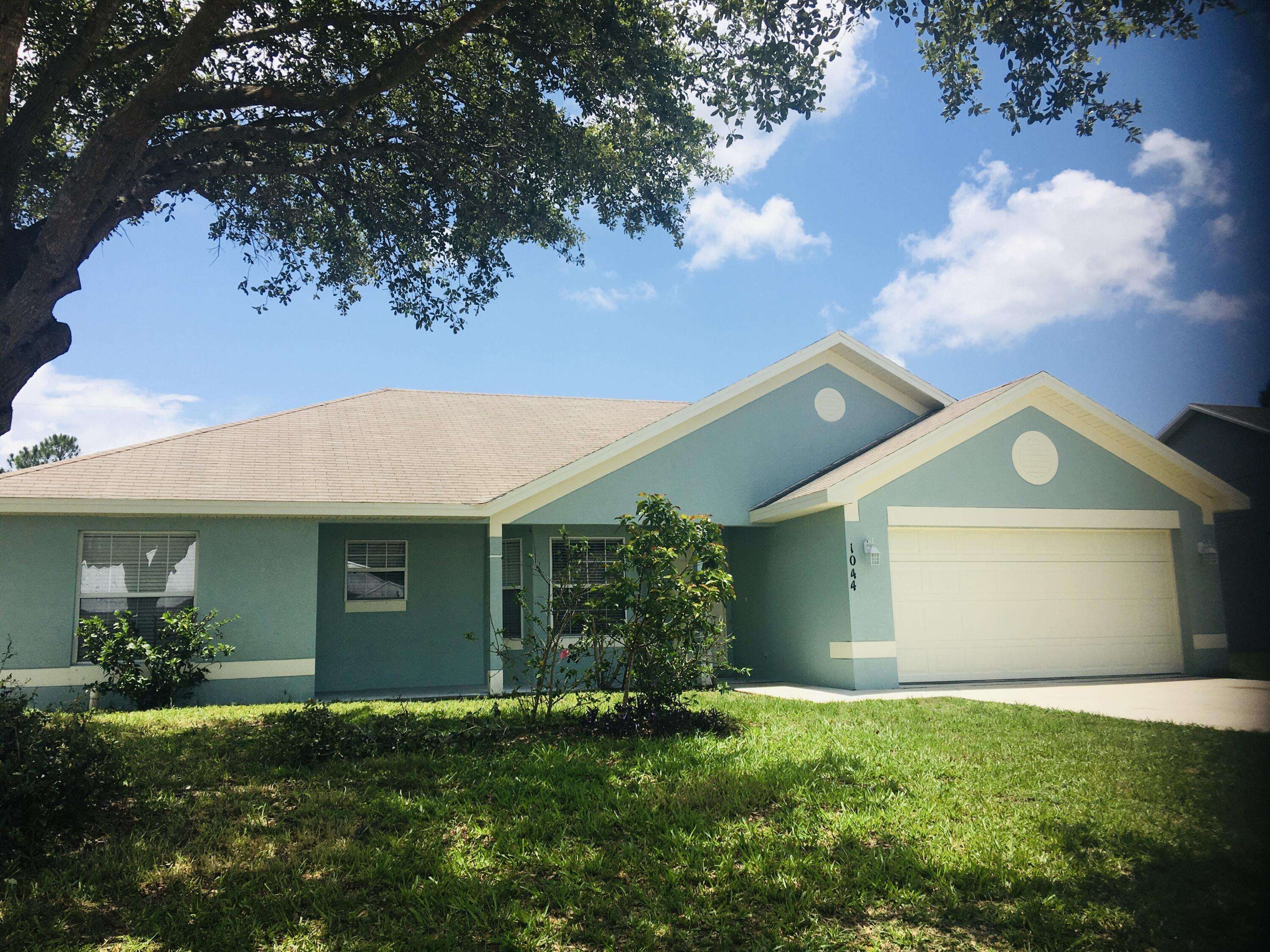 1044 SW Ingrassina AVE, Port Saint Lucie, FL 34953