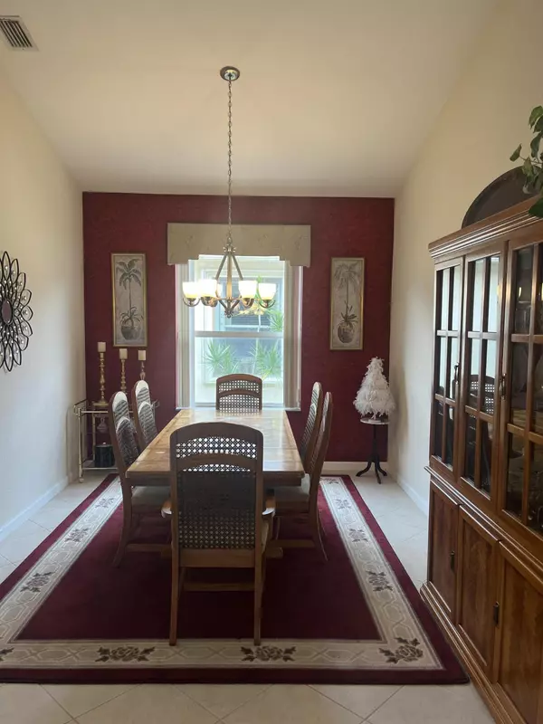 Port Saint Lucie, FL 34983,649 Stanford LN