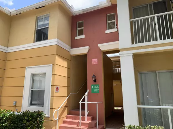 1125 Shoma DR, Royal Palm Beach, FL 33414