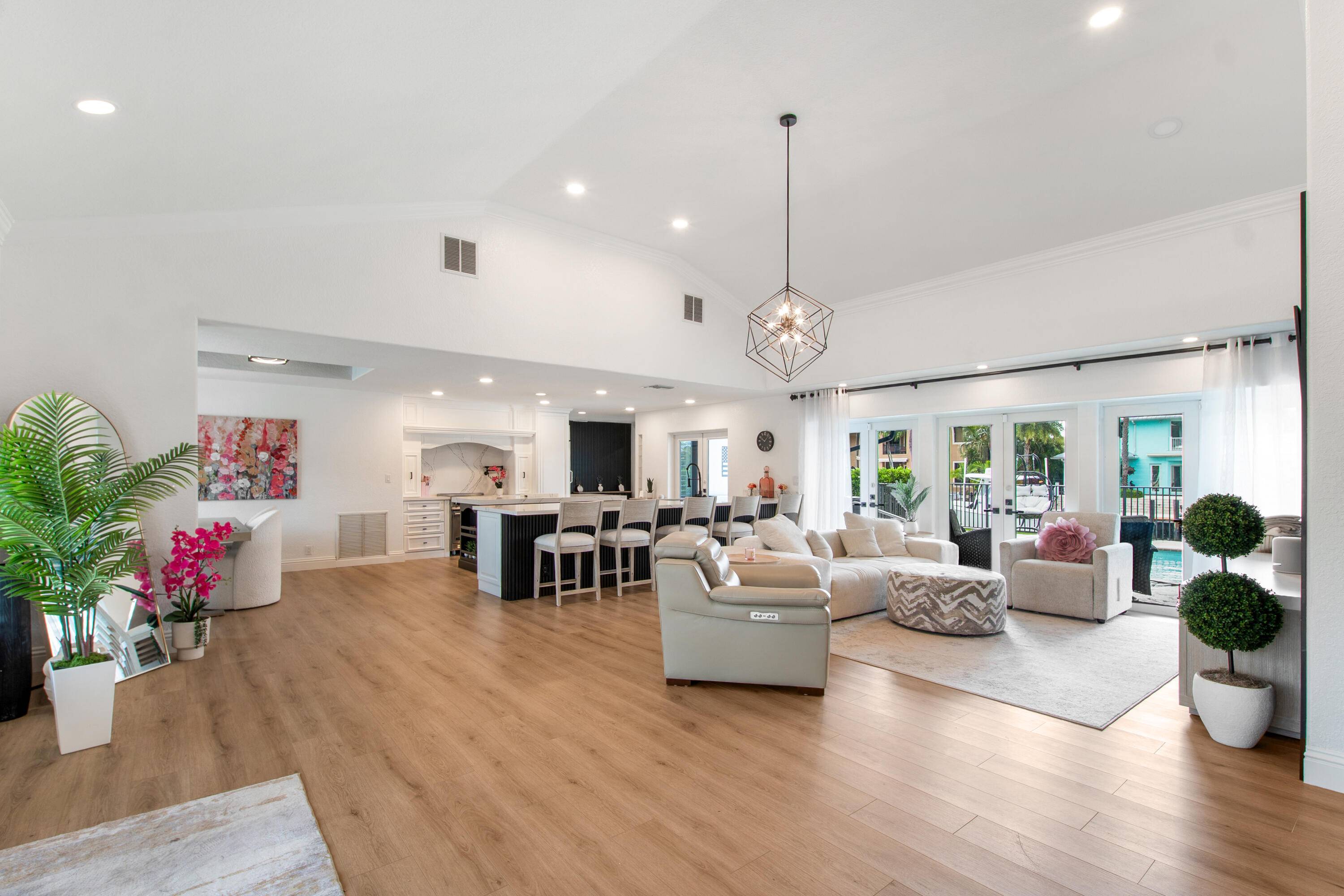 4030 NE 25th AVE, Lighthouse Point, FL 33064
