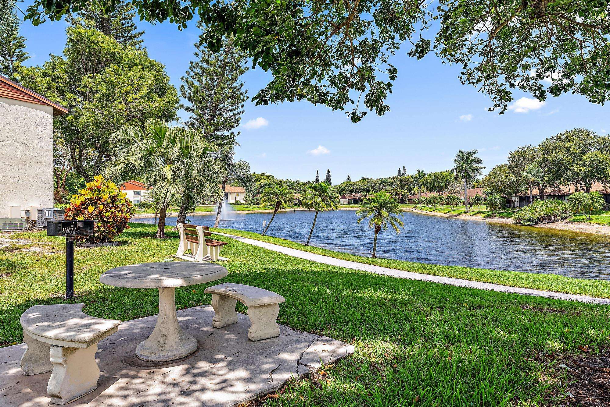 West Palm Beach, FL 33417,4992 Sable Pine CIR C1