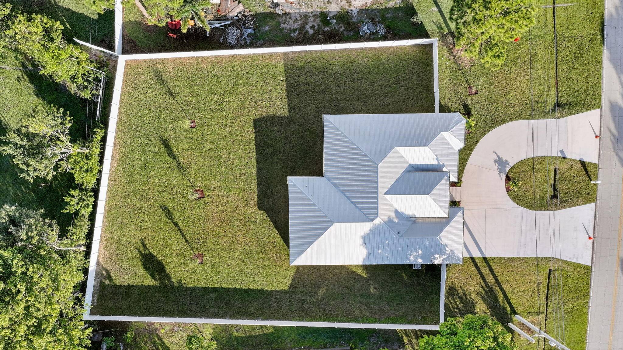 Port Saint Lucie, FL 34953,156 SW Paar DR