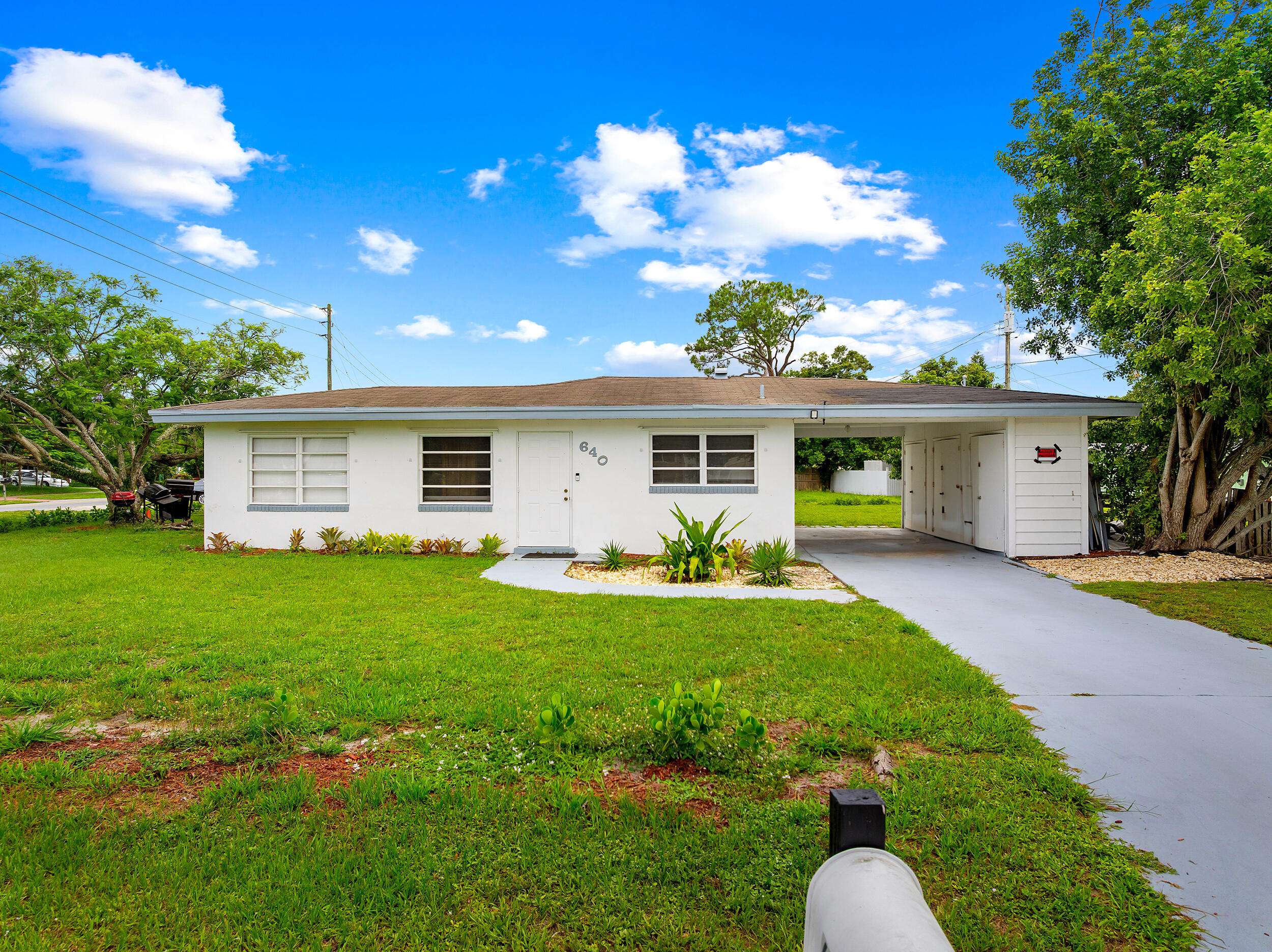 Port Saint Lucie, FL 34952,640 Beach AVE