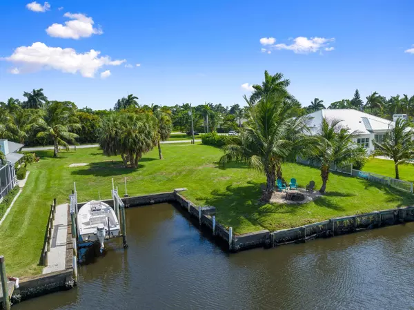 Stuart, FL 34994,1706 NW Fork RD