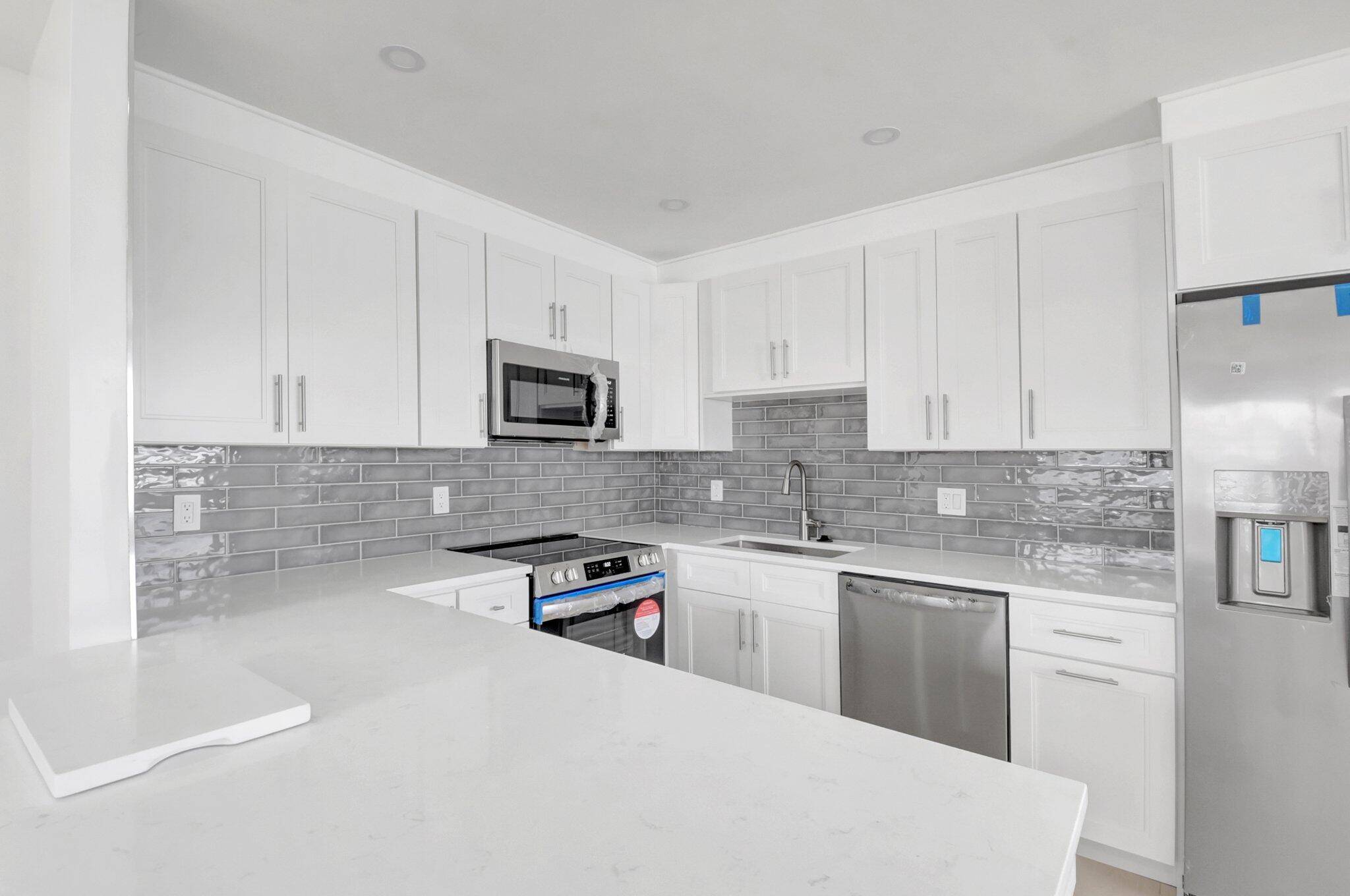 42 Valencia B, Delray Beach, FL 33446