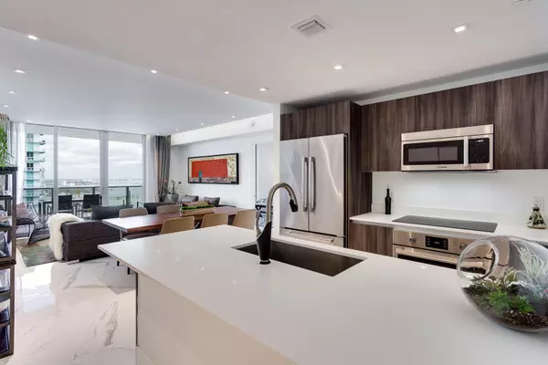 Miami, FL 33132,488 NE 18th ST 4711