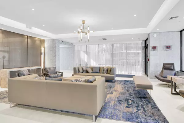 Boca Raton, FL 33487,859 Jeffery ST 810