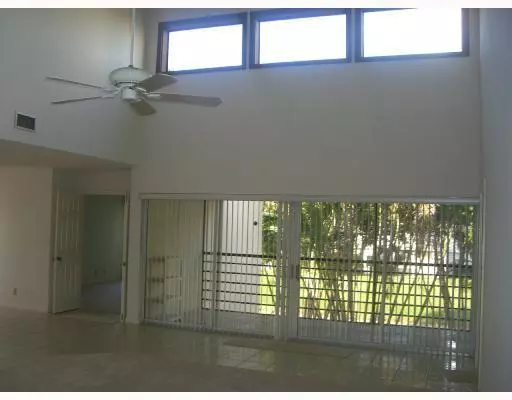 Boca Raton, FL 33433,6165 Old Court RD 223