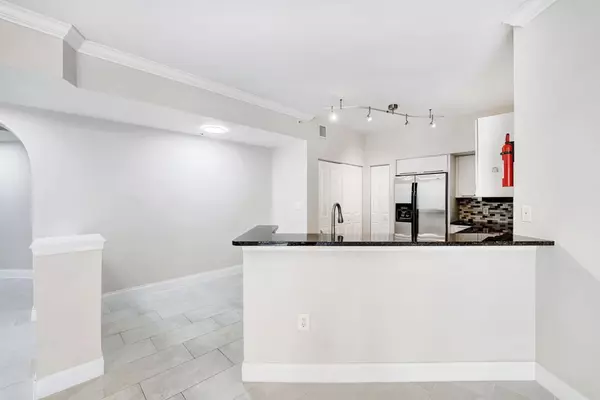 Delray Beach, FL 33444,225 NE 1st ST 314