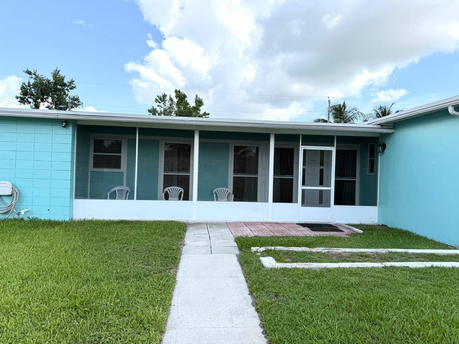 Port Saint Lucie, FL 34983,121 S Naranja AVE