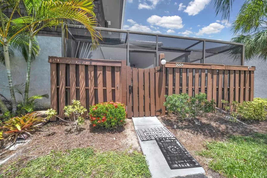 2004 SE Round Table DR 0, Port Saint Lucie, FL 34952