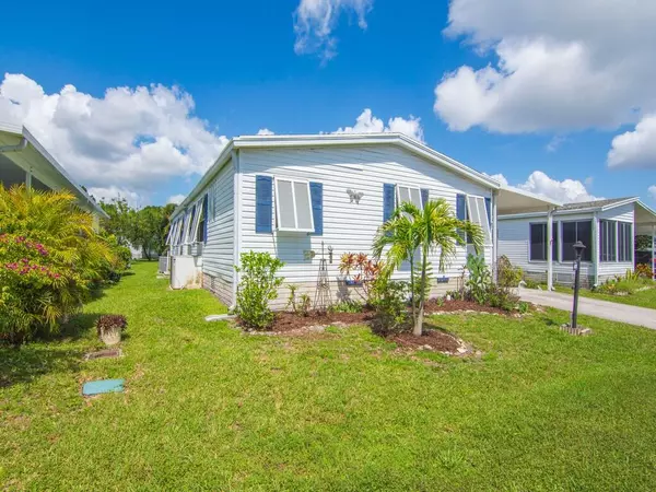 Stuart, FL 34997,4478 Heartwood TRL