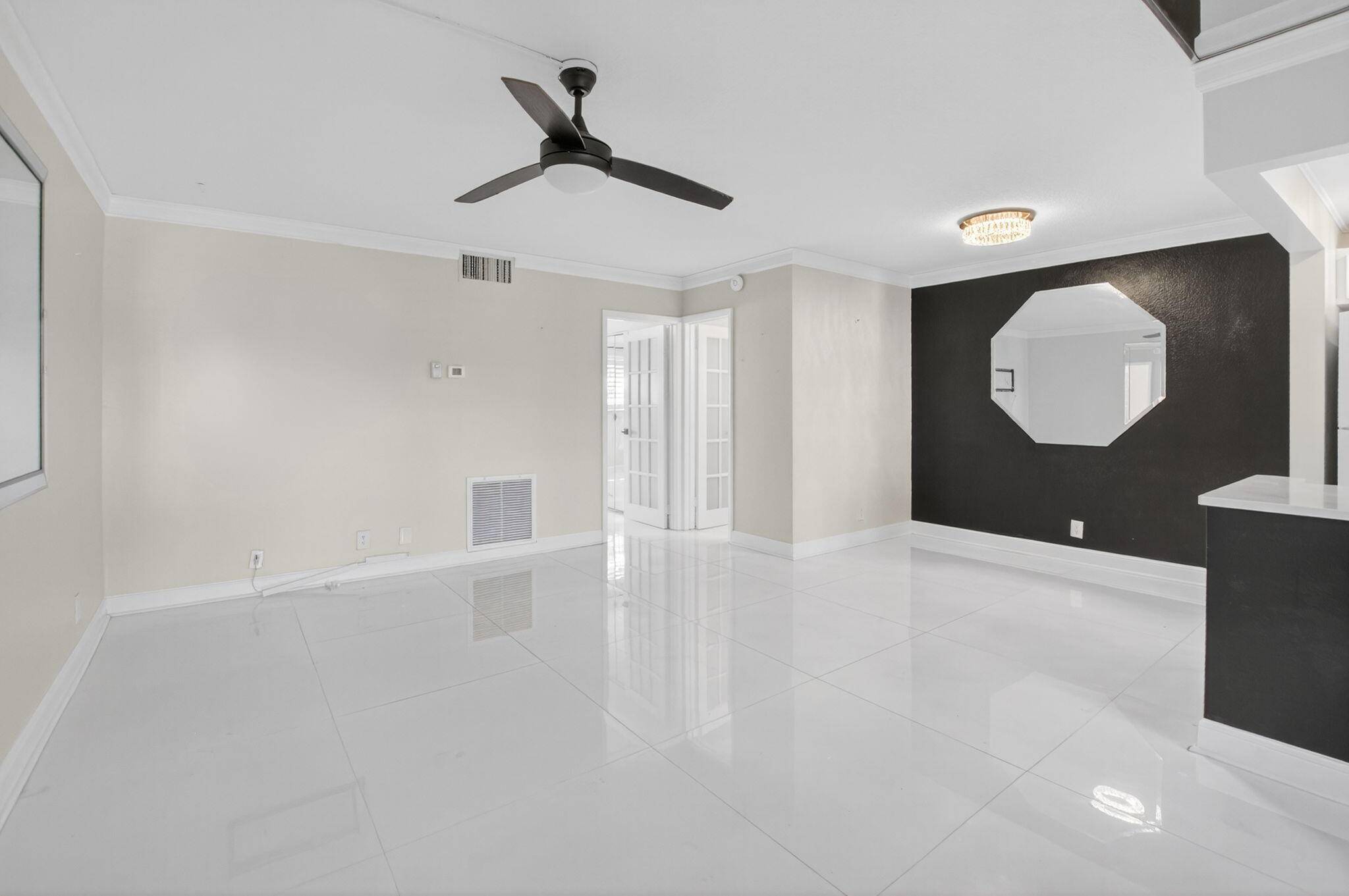 Deerfield Beach, FL 33441,808 SE 7th ST 107