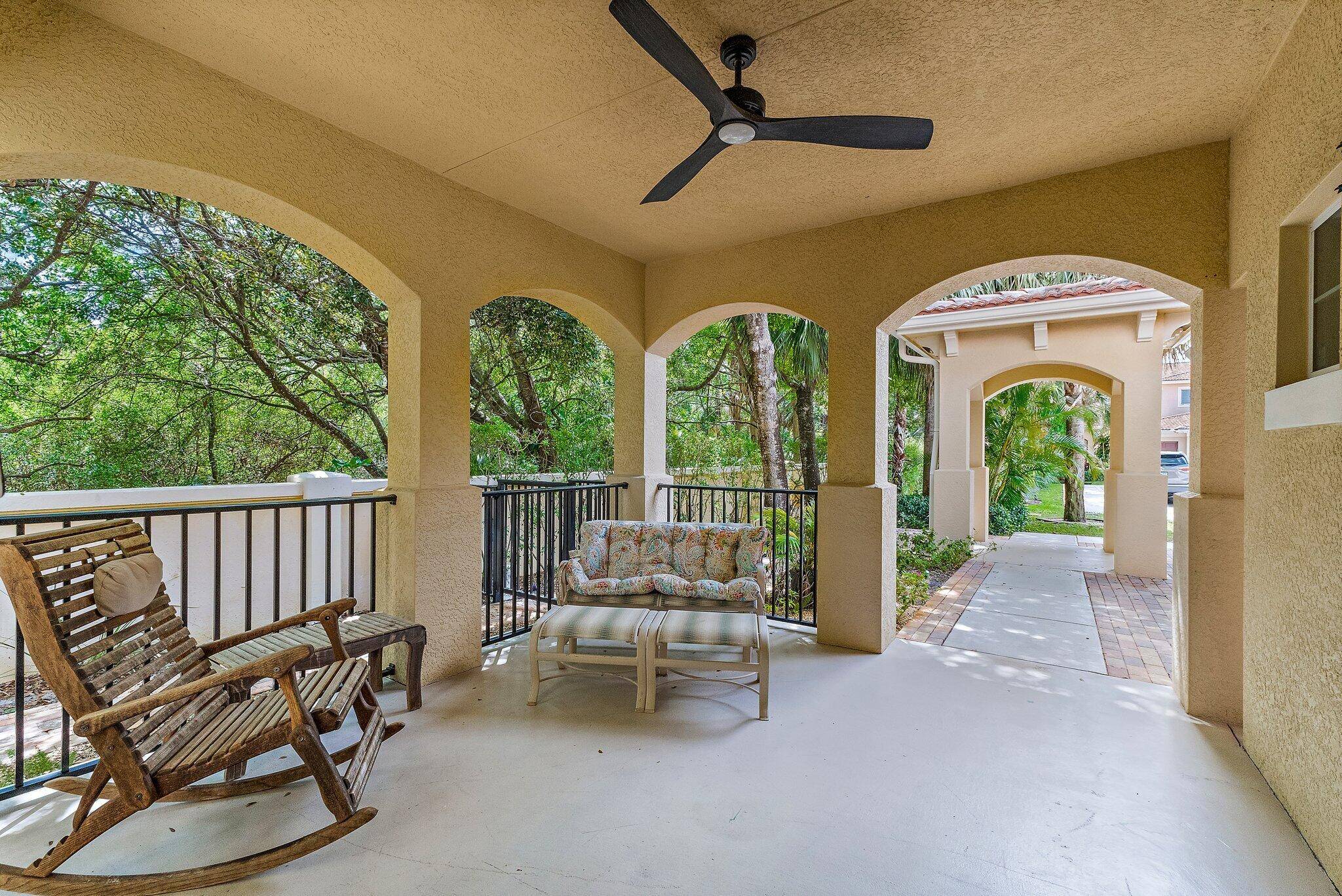 Jupiter, FL 33458,129 White Wing LN