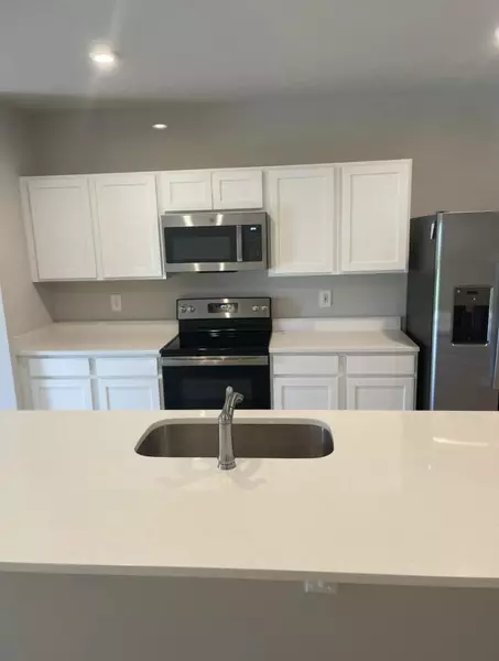 227 Raspberry RD, Fort Pierce, FL 34981