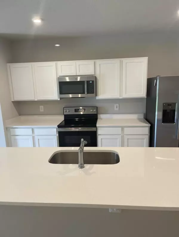 227 Raspberry RD, Fort Pierce, FL 34981