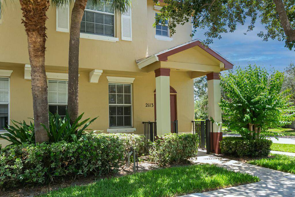 2113 SE Fern Park DR, Port Saint Lucie, FL 34952