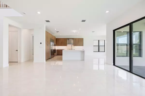 Boca Raton, FL 33434,9451 Riverside Park DR