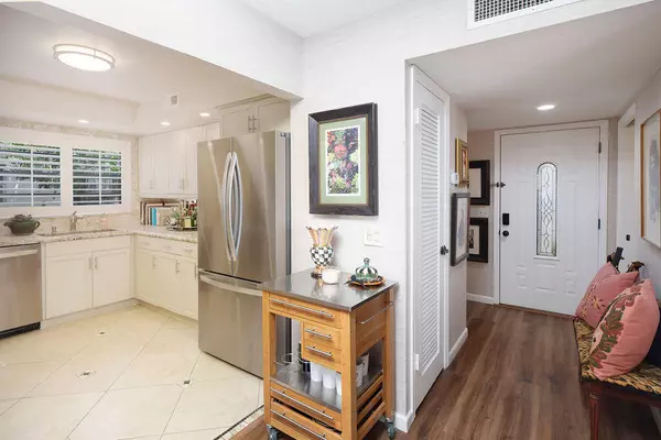 Delray Beach, FL 33484,157 Capri D